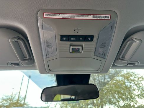 Used 2020 Toyota RAV4 XLE image 25