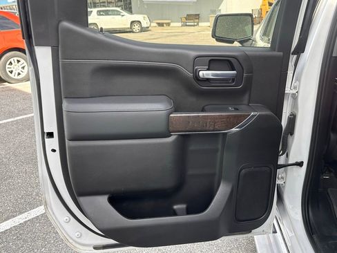 Used 2022 GMC Sierra 1500 Denali w/ Driver Alert Package II image 15