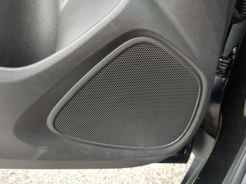 Used 2023 Buick Encore GX Preferred w/ Cold Weather Comfort Package image 19