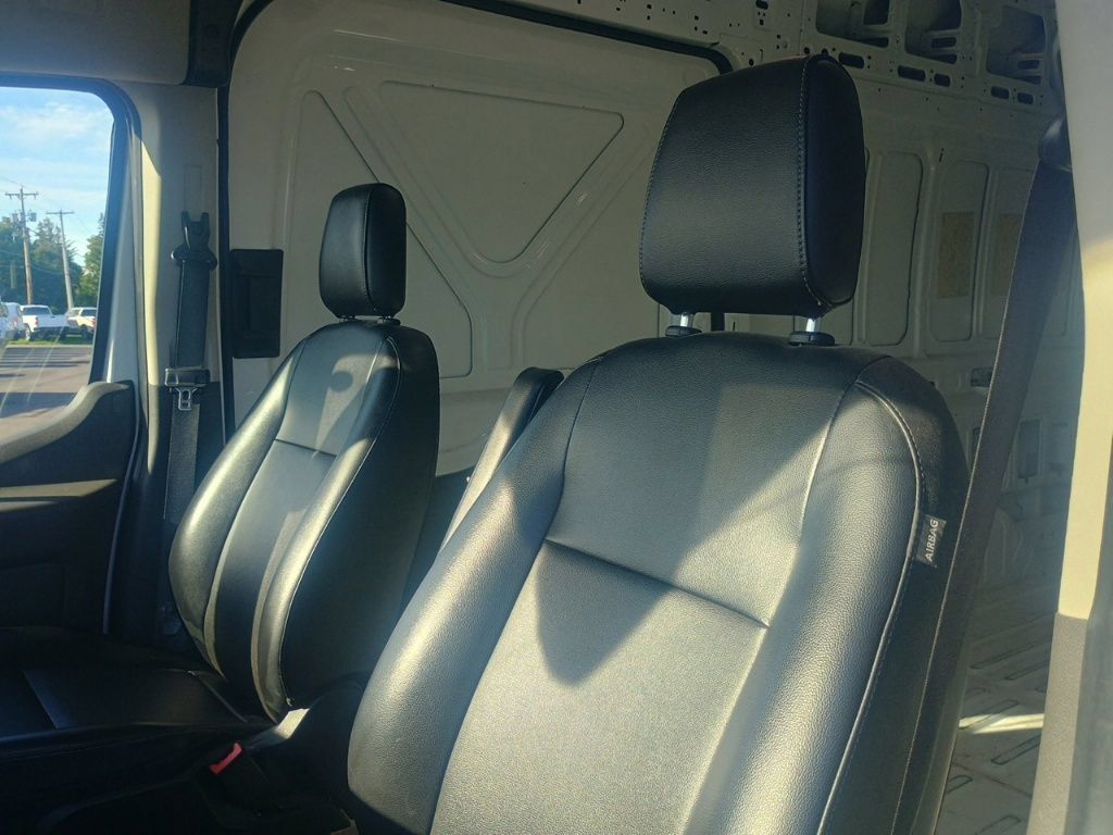 Used 2025 Ford Transit 250 148 High Roof Extended RWD image 13