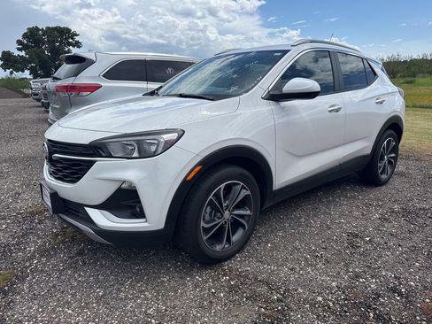 Used 2023 Buick Encore GX Select FWD image 1