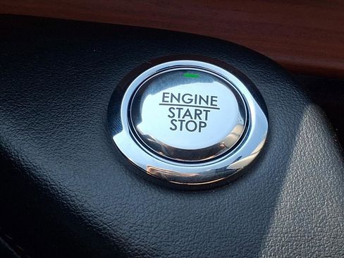 Used 2020 Lincoln Aviator Reserve w/ Equipment Group 201A image 9