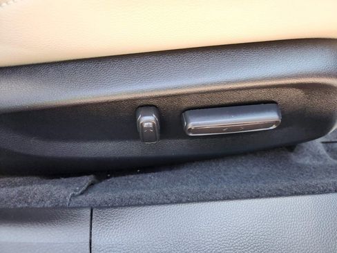 Used 2021 Honda Accord Touring image 14