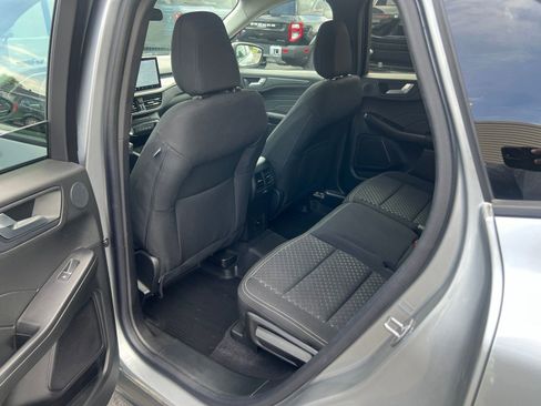 Used 2023 Ford Escape Active w/ Tech Pack #2 FWD image 41