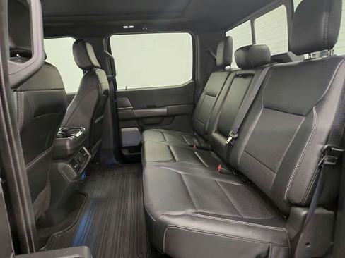 Used 2025 Ford F150 Lariat image 28