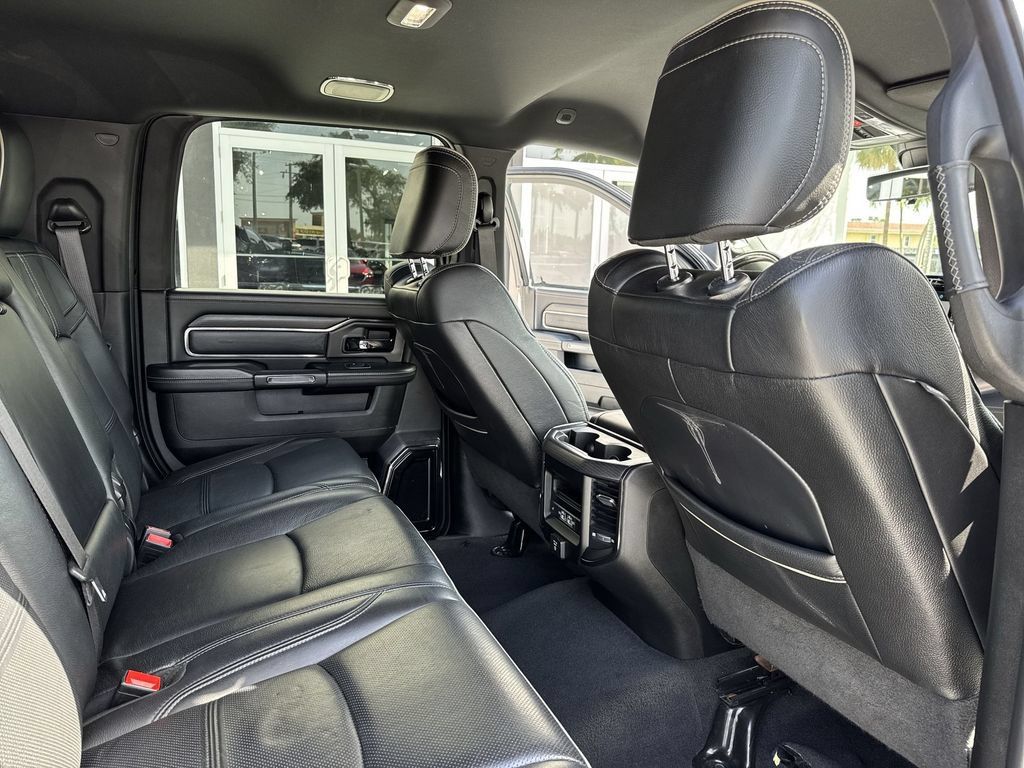 Used 2022 RAM 2500 Limited AWD/4WD image 30
