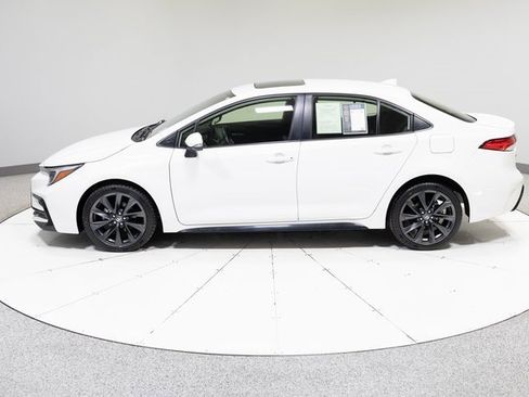 Used 2023 Toyota Corolla SE image 10