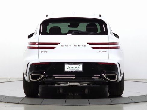 Used 2026 Genesis GV70 3.5T Sport Prestige image 7