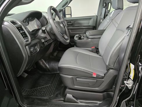 New 2026 RAM 2500 Tradesman image 16