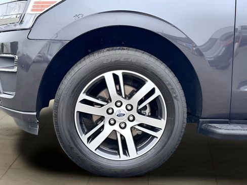 Used 2024 Ford Expedition Limited AWD/4WD image 41