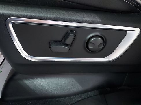 New 2026 RAM 1500 Laramie w/ Night Edition AWD/4WD image 18