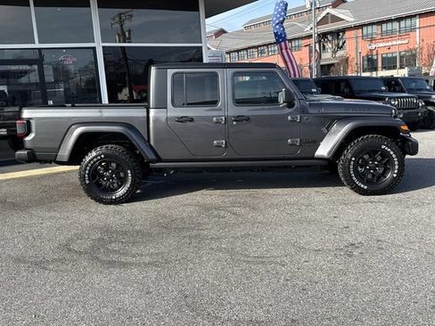New 2026 Jeep Gladiator Sport AWD/4WD image 38