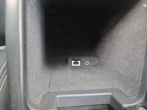 Used 2011 Volvo C30 T5 R-Design FWD image 29