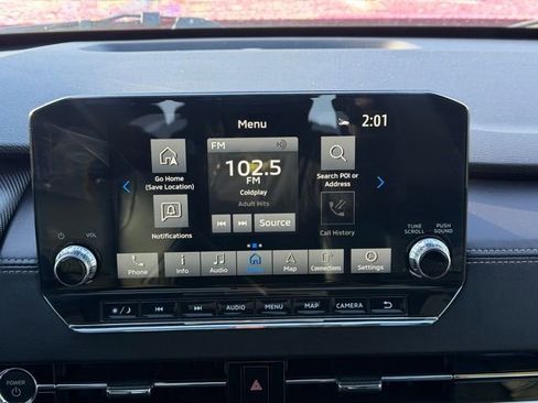 Used 2025 Mitsubishi Outlander SEL image 23