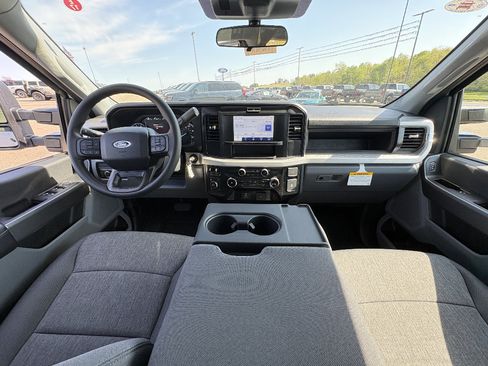 New 2026 Ford F250 XL image 21