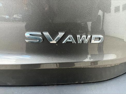 Used 2023 Nissan Rogue SV image 24