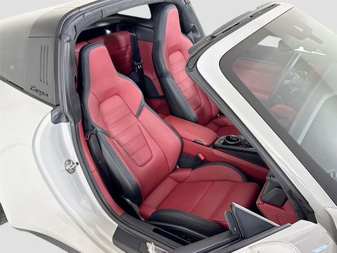 Used 2026 Porsche 911 Targa 4 GTS image 25