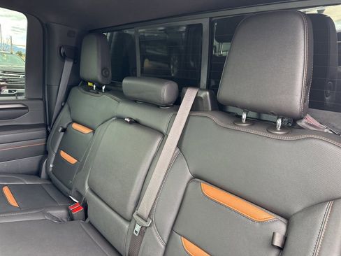 Used 2024 GMC Sierra 2500 AT4 w/ AT4 Premium Plus Package AWD/4WD image 20