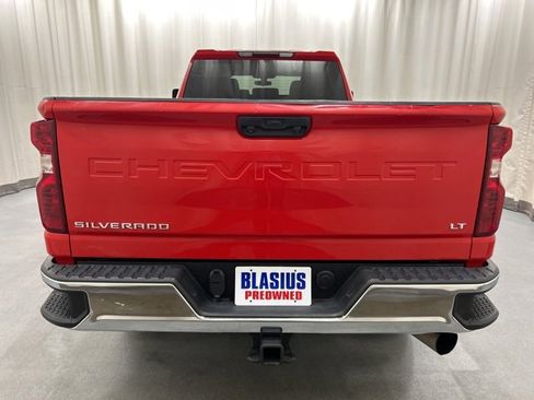 Used 2022 Chevrolet Silverado 2500 LT image 4