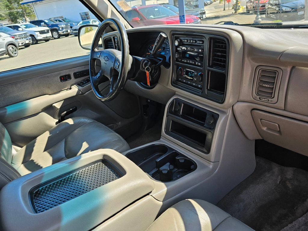Used 2003 Chevrolet Silverado 2500 LT AWD/4WD image 11