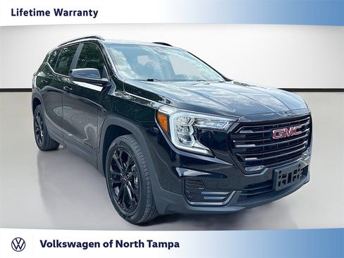 Used 2022 GMC Terrain SLE w/ Driver Convenience Package FWD image 1