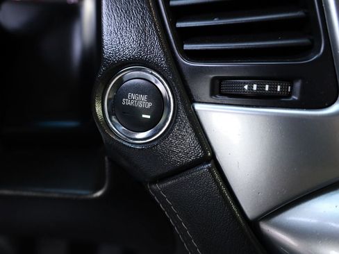 Used 2018 Chevrolet Suburban Premier image 35