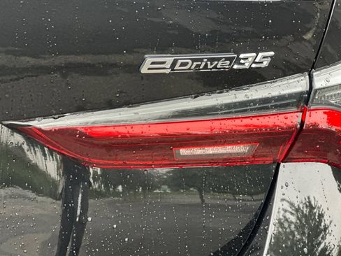 Certified 2023 BMW i4 eDrive35 RWD image 37