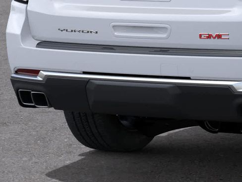 New 2026 GMC Yukon Denali w/ Denali Reserve Package AWD/4WD image 14