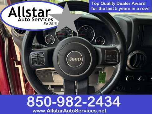 Used 2012 Jeep Wrangler Unlimited Sport AWD/4WD image 21