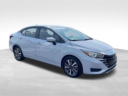 Certified 2023 Nissan Versa SV FWD image 2