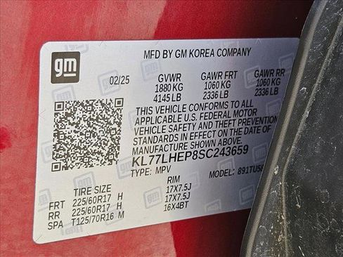 Used 2025 Chevrolet Trax LT w/ LT Convenience Package FWD image 29