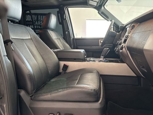 Used 2017 Ford Expedition Limited w/ Equipment Group 301A image 31