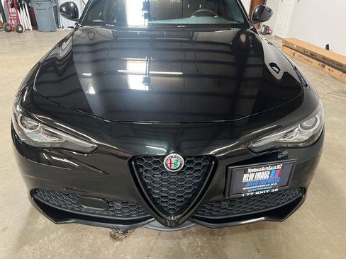 Used 2021 Alfa Romeo Giulia Ti Sport image 9