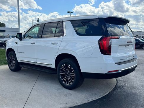 Used 2025 GMC Yukon Elevation image 5
