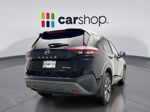 Used 2023 Nissan Rogue SV image 5