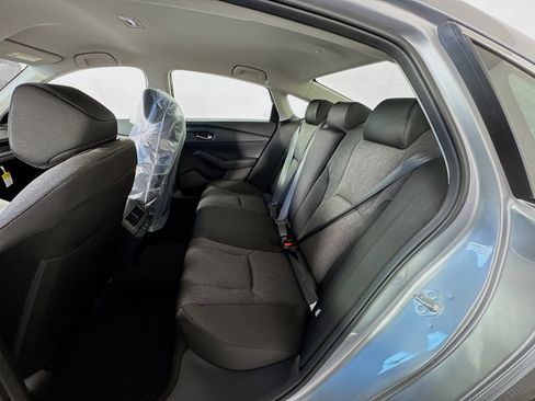 Used 2025 Honda Accord LX image 14