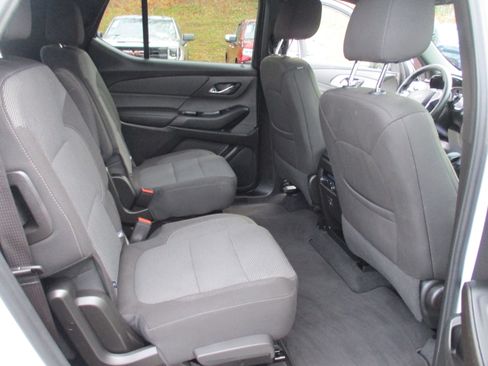 Certified 2023 Chevrolet Traverse LT image 15