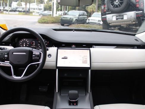 Certified 2025 Land Rover Discovery Sport S image 20