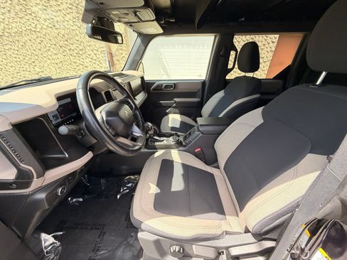 Used 2021 Ford Bronco Big Bend w/ Sasquatch Package AWD/4WD image 13