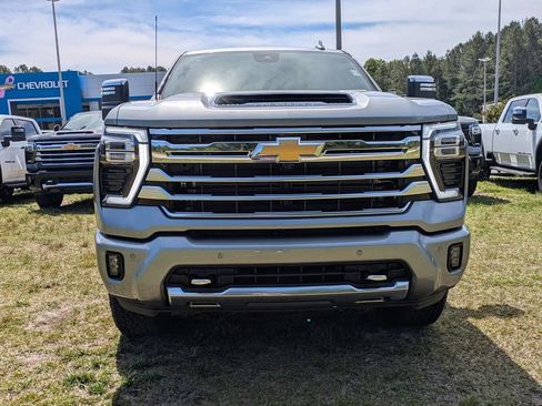 New 2026 Chevrolet Silverado 2500 High Country w/ Technology Package AWD/4WD image 6