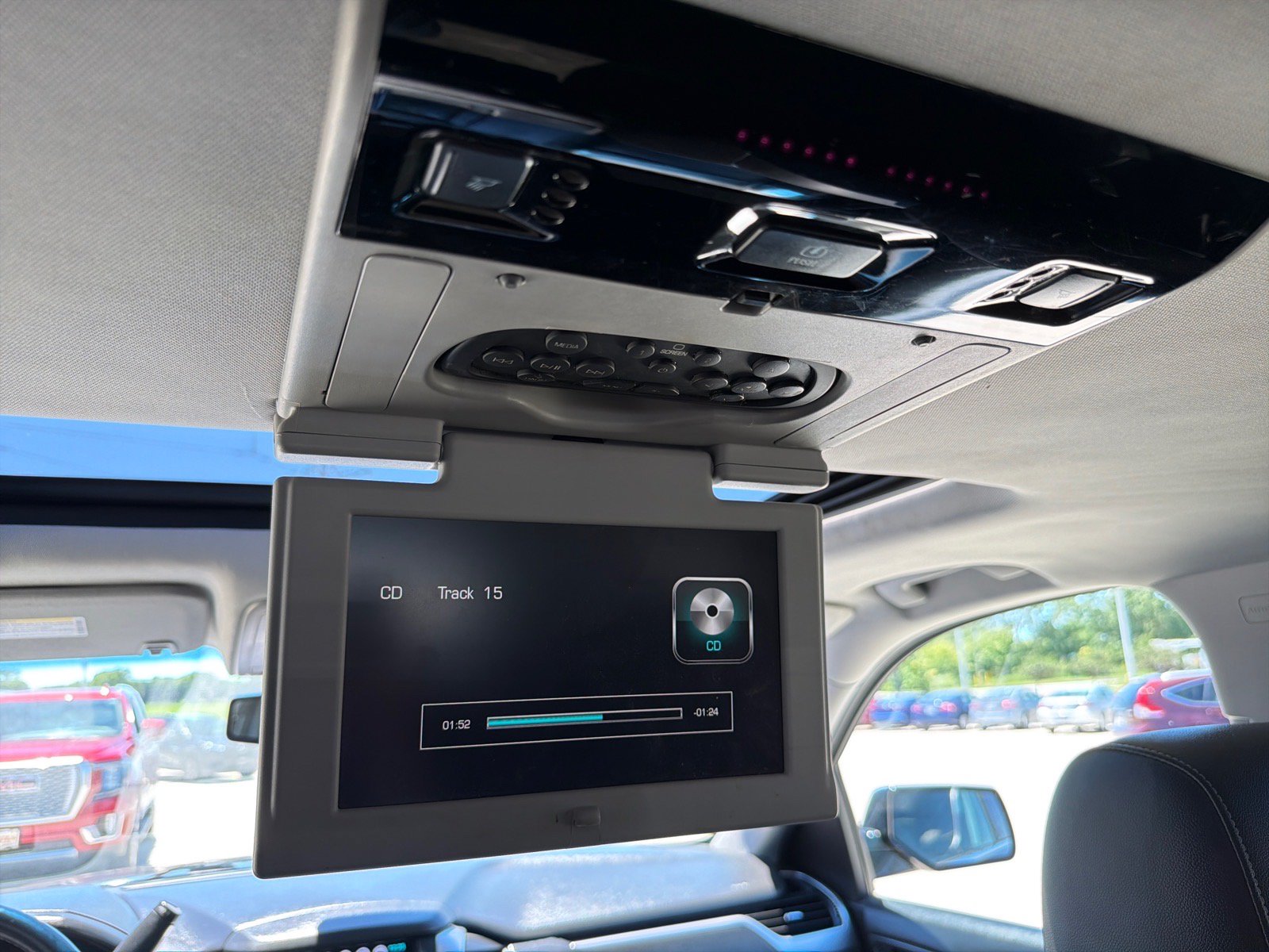 Used 2016 Chevrolet Suburban LT AWD/4WD image 24