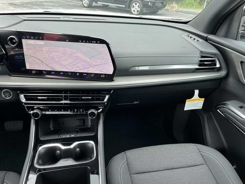 New 2026 Chevrolet Traverse LT w/ Driver Confidence Package FWD image 11