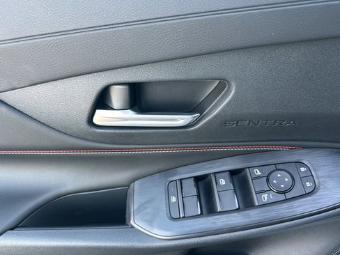 New 2026 Nissan Sentra SR image 11
