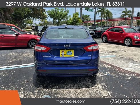 Used 2015 Ford Fusion SE FWD image 10