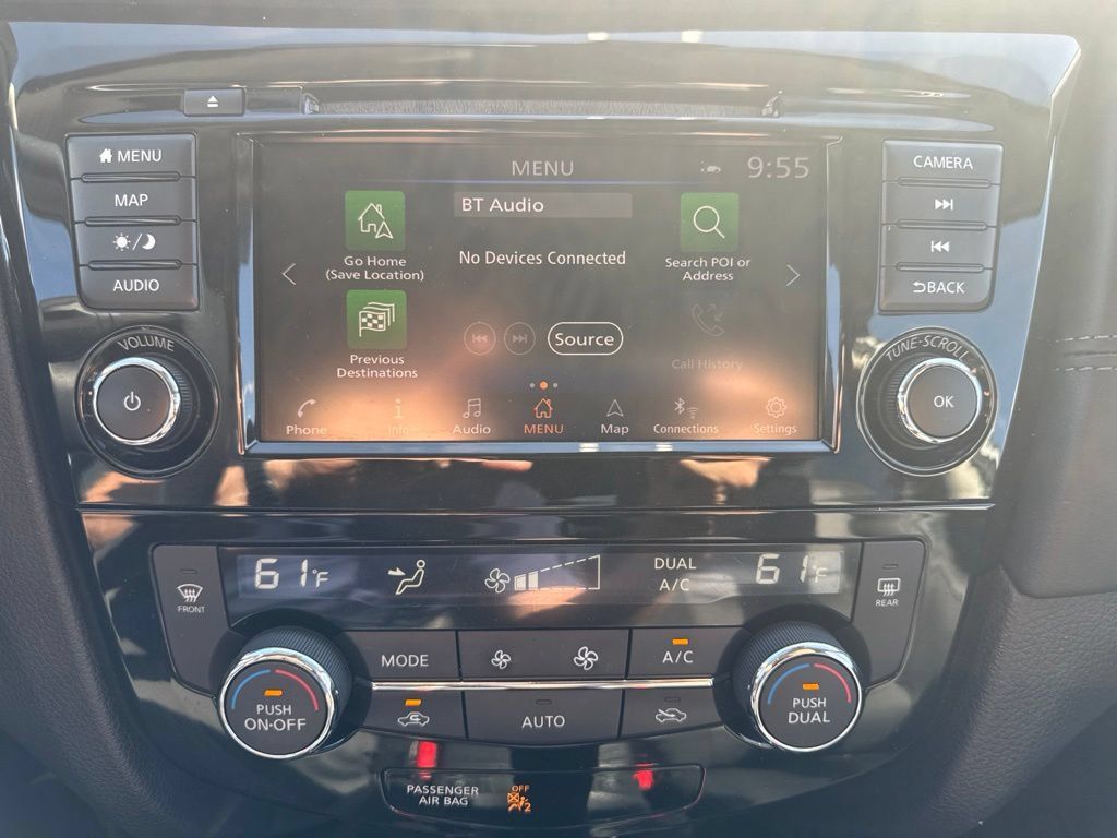 Used 2020 Nissan Rogue SL AWD/4WD image 17