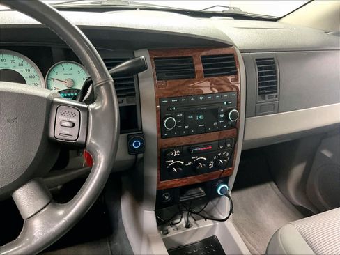 Used 2009 Dodge Durango SLT RWD image 8