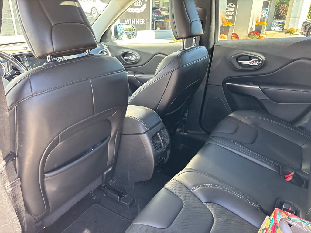 Used 2020 Jeep Cherokee Limited AWD/4WD image 21