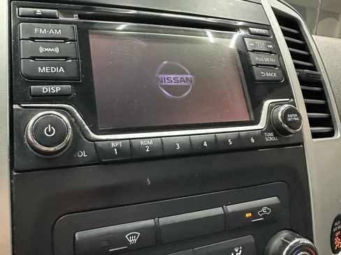 Used 2018 Nissan Frontier SV RWD image 17