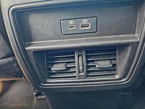 Used 2020 Nissan Murano SV image 29