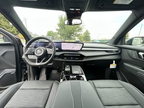 New 2026 Buick Enclave Sport Touring w/ LPO, Floor Liner Package image 38